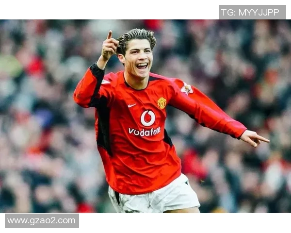 足球巨星心系家园与他人 温暖世界的感人故事与传承